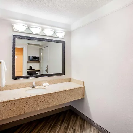 Hotel La Quinta By Wyndham Houston Baytown East Esterno foto